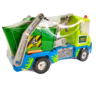 Juguete camión envuelto con film OPTI termocontraible para embalaje y protección